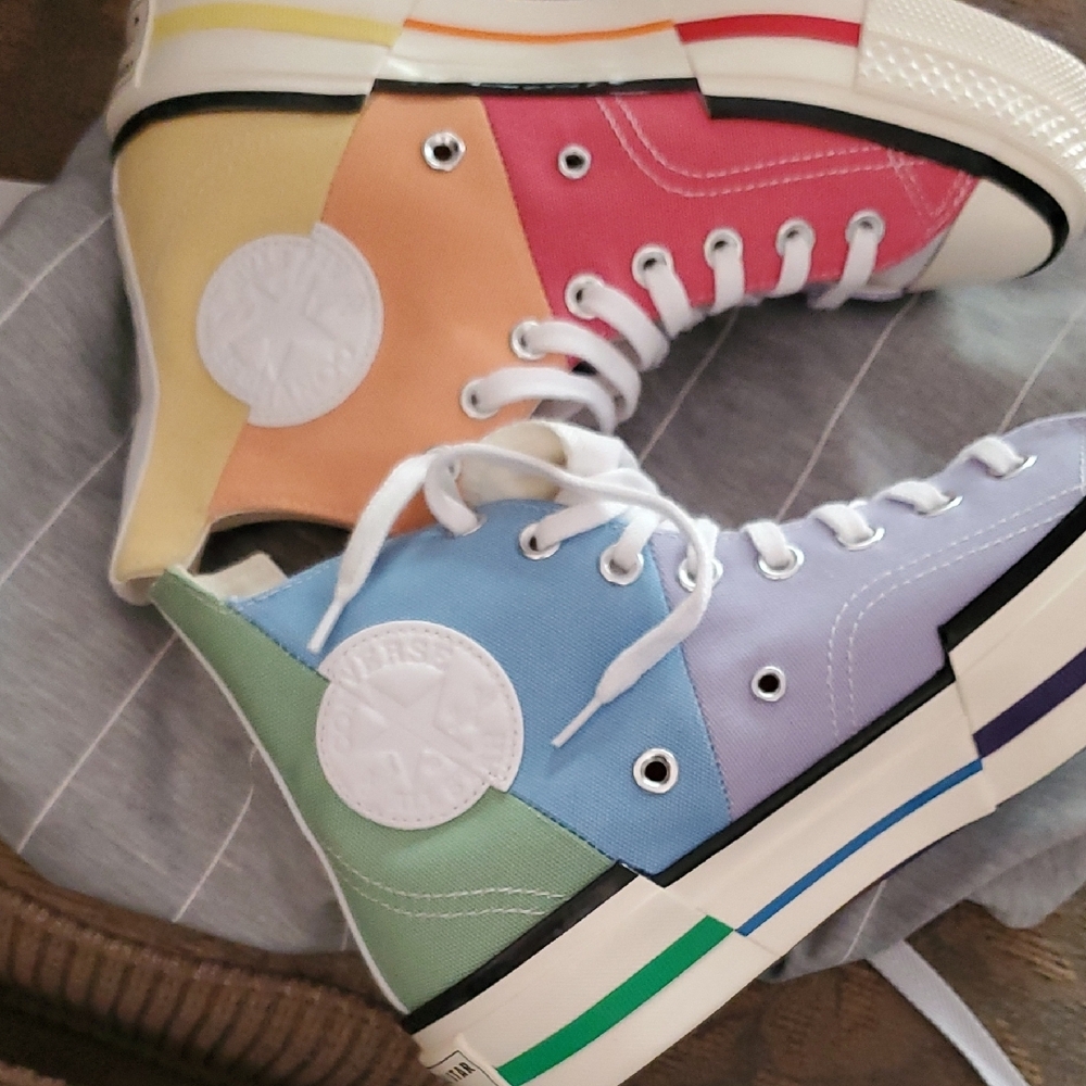 Converse Flash $75 - Picture 3 of 9